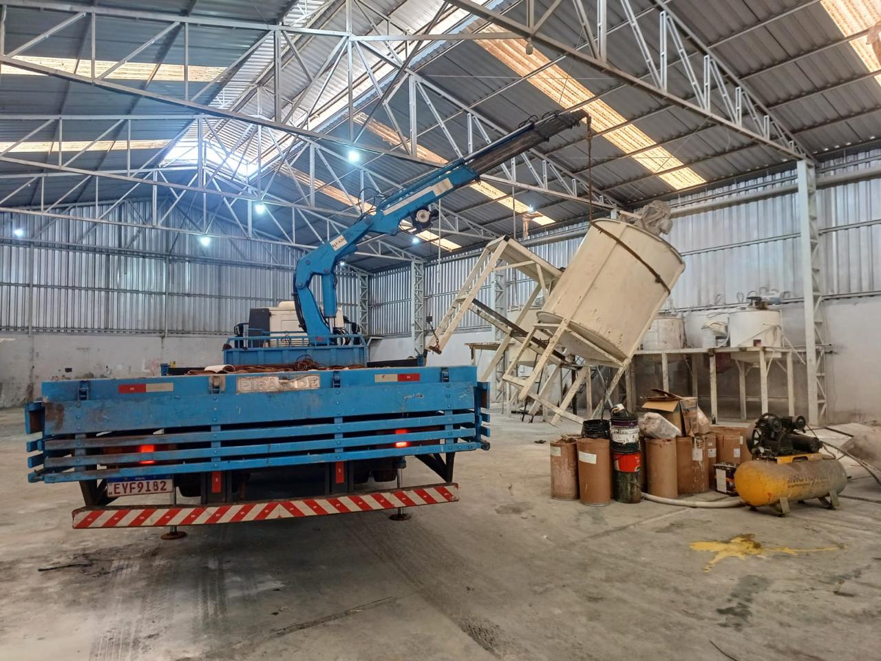 locacao-de-container-e-caminhao-munck-ribeirao-preto (2)